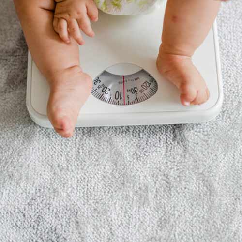 Measure-your-baby’s-weight-and-length-to-measure-your-babys-growth-and-development